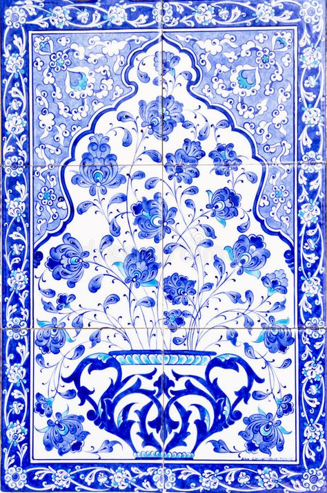 Turkish artistic wall tile royalty free stock photos Ceramic Tile Backsplash, Iznik Tile, Ceramic Framed, Turkish Tile, Turkish Tiles, Floral Ornament, Slab Pottery, Traditional Ceramics, Islamic Artwork