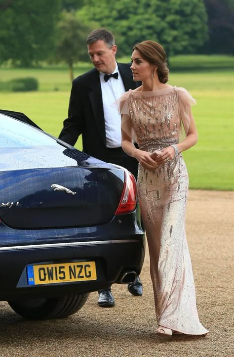 Kate Middleton 2016, Kate Middleton Stil, Moda Kate Middleton, Vévodkyně Kate, Style Kate Middleton, Duchesse Kate, Düşes Kate, Prince William Et Kate, Jenny Packham Dresses