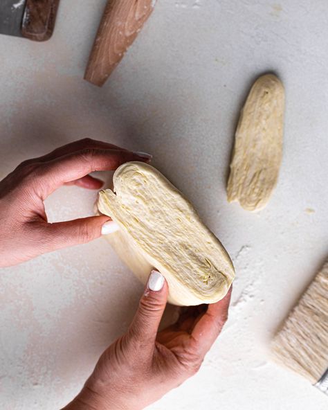 Sourdough Rough Puff Pastry is tender, and buttery with lots of delicate flaky layers, and is so much easier to make than traditional puff pastry. Sourdough Treats, Sourdough Pastry, Pantry Mama, Blueberry Turnovers, Sourdough Blueberry, Rough Puff, Rough Puff Pastry, Natural Yeast, Dough Starter