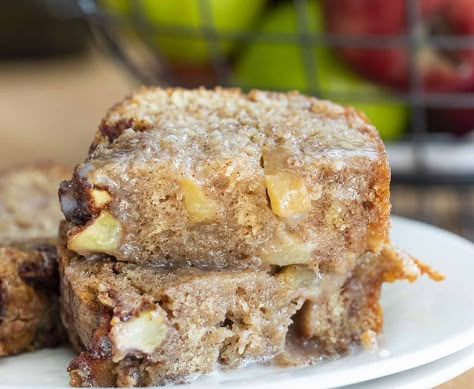 This Apple Fritter Bread is inspired by my Apple Fritters. I wanted the same amazing flavors but to be able to bake it instead of frying. The entire family agrees it’s a winning quick bread! Apple Fritter Bread This bread has all the goodness of Apple Fritters but is a “quick bread” which means you ... Apple Baking, Coquille St Jacques, Apple Fritter Bread, Apple Basket, Bread Quick, Apple Dump Cakes, Apple Fritter, I Am Baker, Apple Bread