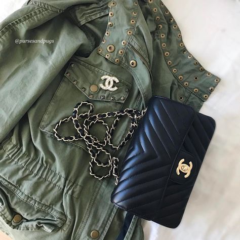 241 Likes, 17 Comments - Anne Mari (@pursesandpugs) on Instagram: “Details✨” Chanel Chevron Bag, Chanel Mini Rectangular, Chanel Chevron, Chanel Brooch, Bags Online Shopping, Green Utility Jacket, Chanel Mini, Authentic Designer Handbags, Burberry Handbags