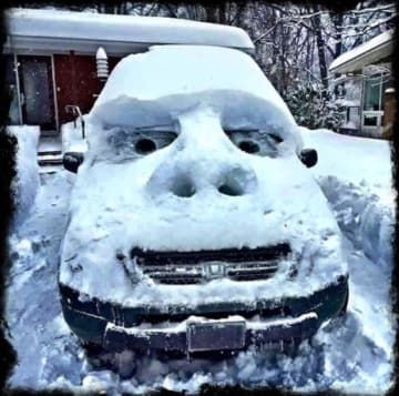 17 Unbelievably Cool Things You Can Do With — And In — The Snow Filmy Vintage, Istoria Artei, Snow Sculptures, Snow Art, Snow Fun, 웃긴 사진, Cars Movie, Winter Fun, Let It Snow