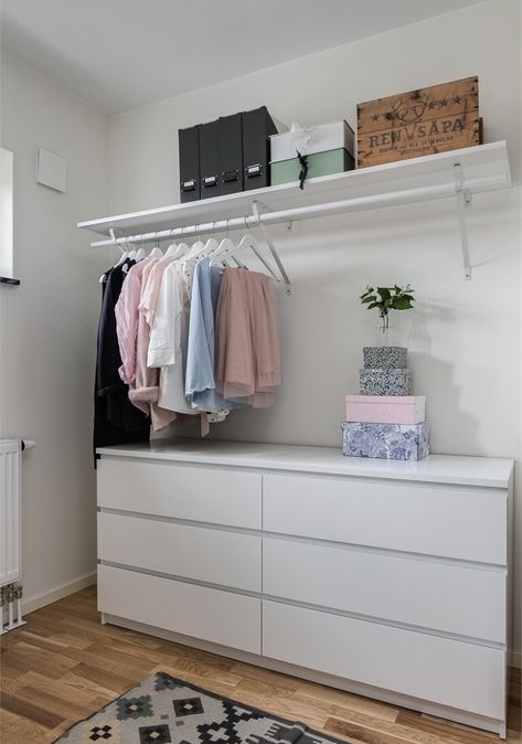 Dresser With Clothes Rack, L Shaped Bedroom Ideas, Dresser In Closet Ideas, Bedroom Without Closet, Dressing Room Design Luxury, Dressing Room Design Small Space, Room Design Modern, Wardrobe Room, Closet Remodel