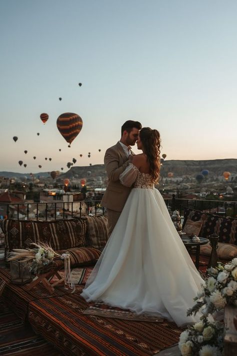 Spotlight on Turkish Wedding Destinations: The Best Places To Tie the Knot Workshop Aesthetic, Cappadocia Wedding, Trip Photoshoot, Turkey Wedding, Turkish Wedding, Wedding Destinations, Turkey Destinations, Enchanted Wedding, Couple Dp