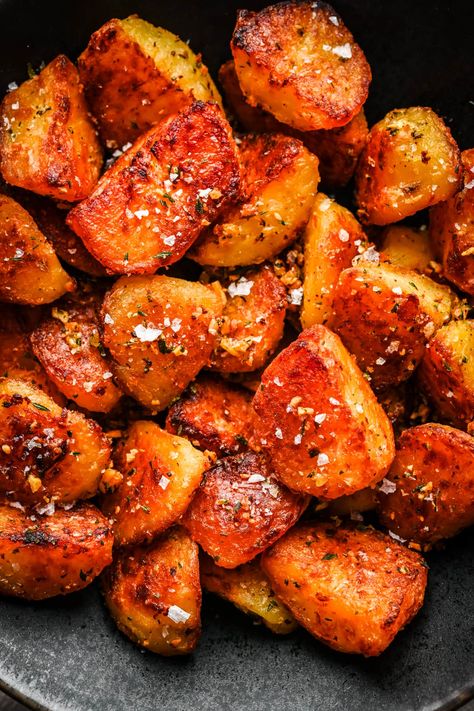 Crispy Roast Potatoes - Crowded Kitchen Best Roasted Potatoes Crispy, Crispy Pub Potatoes, Potato Roasted Crispy, Crunchy Potatoes In Oven, Pub Potatoes, The Best Crispy Roast Potatoes Ever, Potato Face, Crispy Roasted Potatoes, Crispy Roast Potatoes