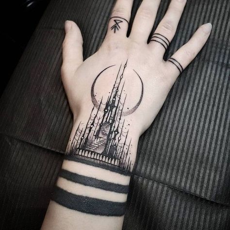 Blackwork Hand Tattoo, Geometric Hand Tattoo, Castle Tattoo, California Tattoo, Finger Tattoo For Women, Finger Tattoo Designs, Tatuaje A Color, Gothic Tattoo, Tattoo Style Drawings