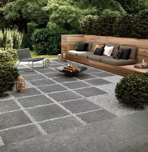 Edge Lawn, Edging Lawn, Porcelain Pavers, Modern Backyard Landscaping, Outdoor Seating Area, Lawn Edging, Lawn Maintenance, Edging Ideas, Modern Backyard