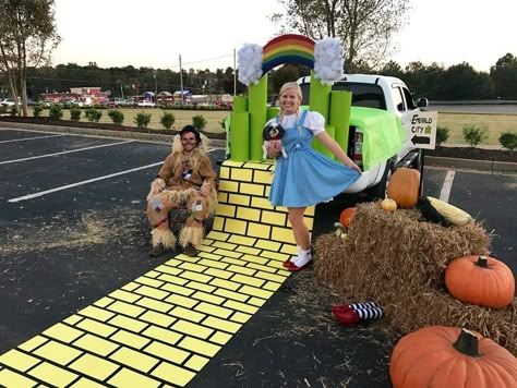 Wizard of oz trunk or treat Truck Or Treat Wizard Of Oz, Trunk Or Treat Couples Costumes, Trunk Or Treat Ideas Wizard Of Oz, Trunk Or Treat Sedan, Couple Trunk Or Treat Ideas, Trunk Or Treat Ideas For Cars Wizard Of Oz, Wizard Of Oz Trunk Or Treat Ideas, Trunk Or Treat Ideas For Trucks, Unique Trunk Or Treat Ideas