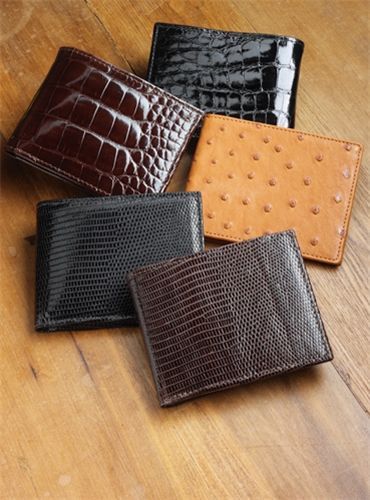 Exotic leather wallets for sale Alligator Wallet, Ben Silver, Leather Wallet Men, Leather Wallet Pattern, Leather Billfold, Alligator Skin, Leather Workshop, Silver Collection, Mens Wallet