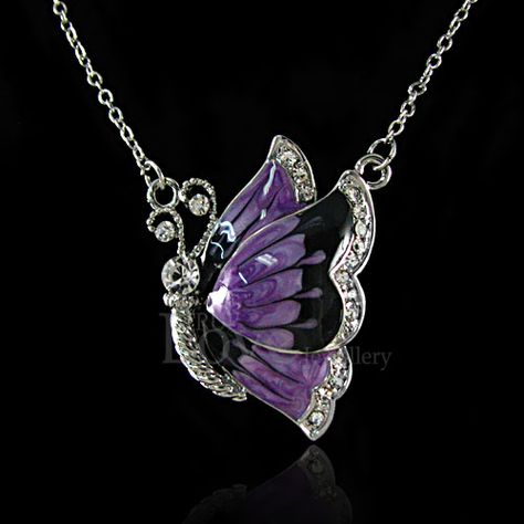 purple necklace butterfly Amethyst Butterfly Necklace, Black And Purple Necklace, Purple Beauty Products, Purple Stuff, Necklace Butterfly, Everything Purple, Purple Things, I Love Purple, Jewellery Necklaces