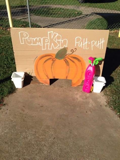 Pumpkin putt-putt for headstart/preschool fall festival. Was hugely popular with the kids! Fall Fest Fundraiser Ideas, Fall Party First Grade, Fall Senior Activities Ideas, Fall Festival Booth, Fall Carnival Games, Fall Festival Activities, Fall Festival Party, Halloween Carnival Games, School Fall Festival