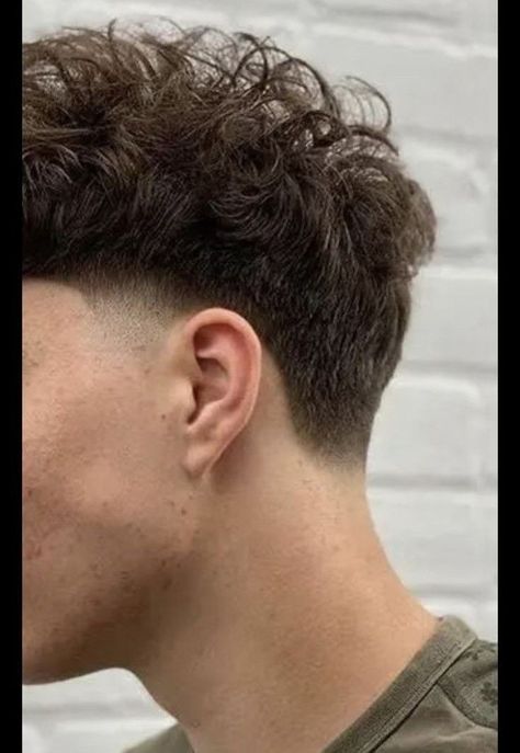 Modern Muller Men, Mullet Type Haircut, Low Temple Fade, Taper Fade Long Hair, Perm Hair Men, Taper Fade Short Hair, Mens Haircuts Straight Hair, Fade Haircut Curly Hair, Good Haircut