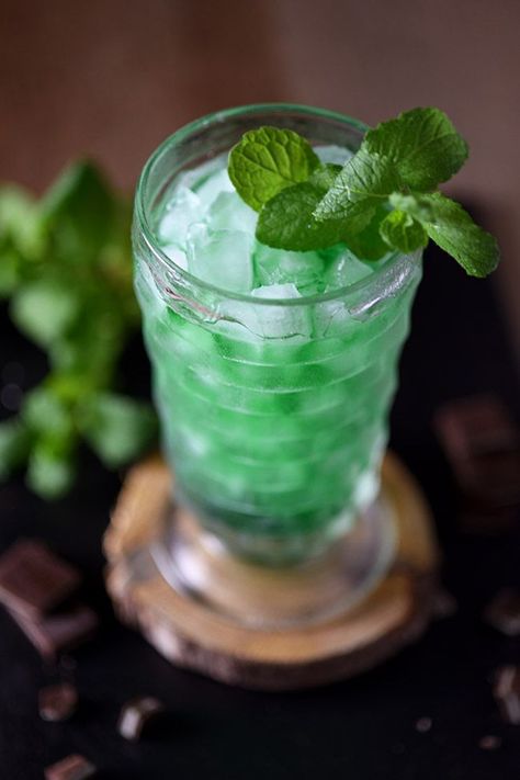 Grandpa’s Green Stinger Drink #cocktails #stpattysday Creme De Menthe Drinks, Fancy Glassware, St Patricks Day Drinks, Craft Cocktail Recipe, Green Drink, After Dinner Drinks, St Patricks Day Food, Joy Filled Eats, Homemade Cocktails