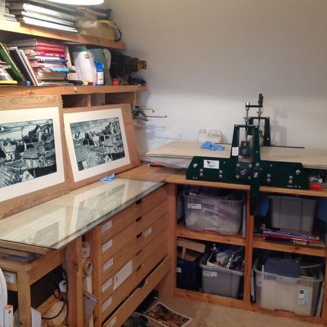 Suzie MacKenzie's printmaking studio Cottage Conversion, Collagraph Printmaking, Printmaking Studio, Collagraphy, Printing Studio, Studio Workspace, Art Studio Room, Art Studio Design, Art Studio Ideas