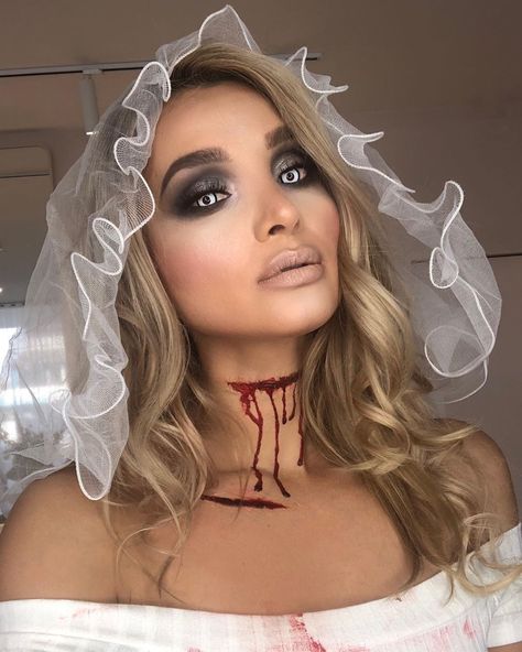 Haunted Bride Makeup, Zombie Bride Makeup Halloween, Zombie Couples Costumes, Halloween Bride Makeup Ideas, Scary Bride Makeup, Black Bride Halloween, Scary Bride Costume, Halloween Bride Makeup, Halloween Makeup Bride