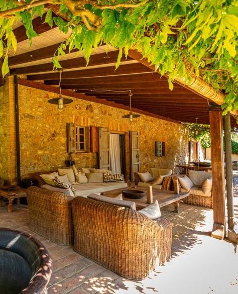 A shady loggia at Tuscan farmhouse Italian Stone House Interior, Italian Pool, Tuscany Farmhouse, Villa Farmhouse, Farmhouse With Pool, Lined Driveway, Restored Farmhouse, External Staircase, Home Sweet Home Decor