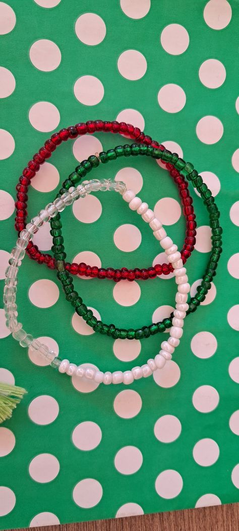 Christmas Jewellery, Beads Jewellery, Bracelet Ideas, Christmas Jewelry, Seed Bead Jewelry, Seed Beads, Beaded Jewelry, Bracelet, Beads