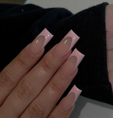 Short Coffin Nails Designs, Pink French Nails, Daisy Acrylic Nails, Chic Nail Art, Basic Nails, Girly Acrylic Nails, French Tip Acrylic Nails, Blush Nails, French Acrylic Nails