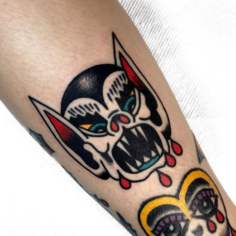 🌈🌈🌈 Knoxville’s Friendliest on Instagram: “Now booking June 2020. DM for an appointment” Traditional Vampire Tattoo, Riverside Tattoo, Traditional Halloween Tattoo, Vampire Tattoo, Vintage Tattoo Design, Halloween Flash, Traditional Halloween, Traditional Flash, Friday 13th