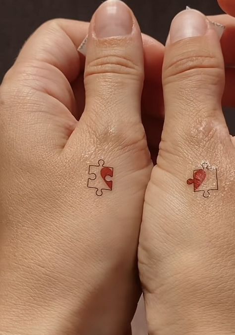 Forbidden Love Tattoo, Sis Tattoo, Maching Tattoos, Cute Matching Tattoos, Matching Friend Tattoos, Cute Couple Tattoos, Couple Tattoos Unique, Couples Tattoo Designs, Couple Tattoo