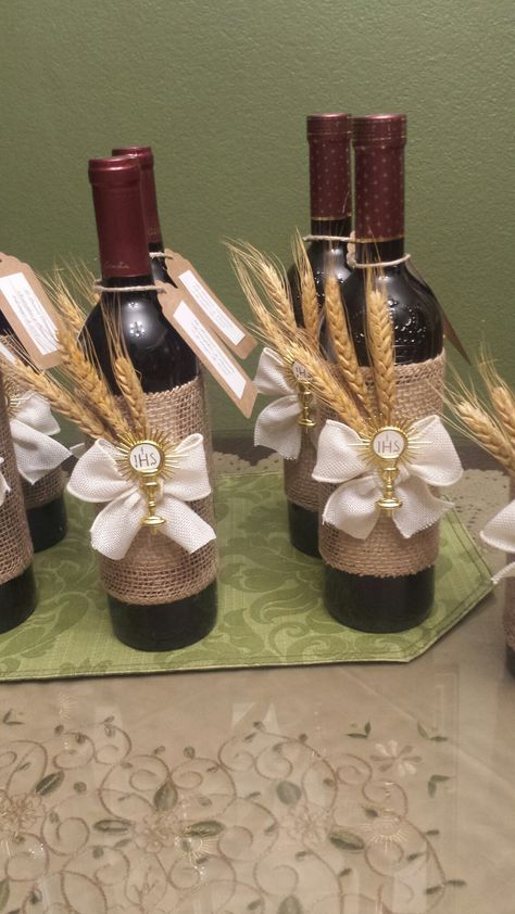 First Communion Party Decorations, 1st Communion Centerpieces, 1st Communion Party Favors, Boy First Communion Ideas Decoration, Communion Favors Ideas, Boys Communion Party Ideas, First Communion Decorations Centerpieces, First Communion Favors Ideas, Wine Bottle Centerpieces For Quinceanera