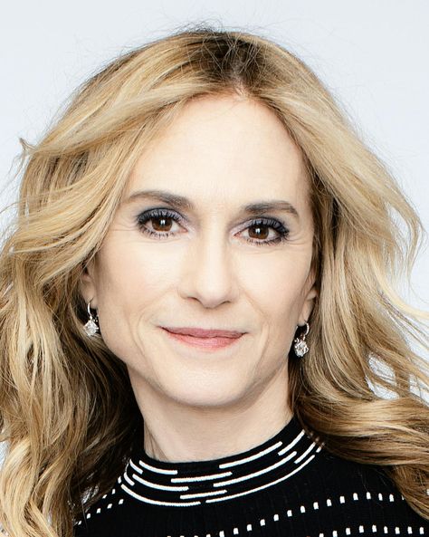 Star Trek: Starfleet Academy Taps Academy Award-Winning Actress Holly Hunter Holly Hunter, The Big Sick, Starfleet Academy, Trailer Film, New Star Trek, Star Trek Series, Film Credits, Geek Girl, Academy Award Winners