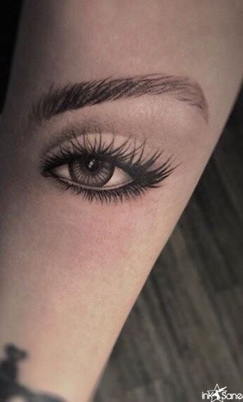 Eye Tattoo On Arm, Tato Realis, Ojo Tattoo, Realistic Eye Tattoo, Geometric Tattoo Sleeve Designs, Eyeball Tattoo, Tattoo Van, M Tattoos, Greek Tattoos