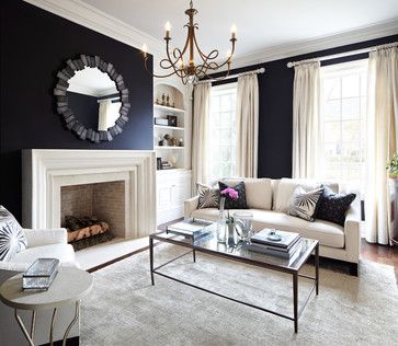 Color Crush: Navy Blue-I absolutely LOVE the combination of navy blue with the crisp white!!! Navy Living Rooms, Blue And White Living Room, Furnitur Ruang Keluarga, Black And White Living Room, Casa Vintage, Dark Walls, Design Salon, Trendy Living Rooms, White Living Room