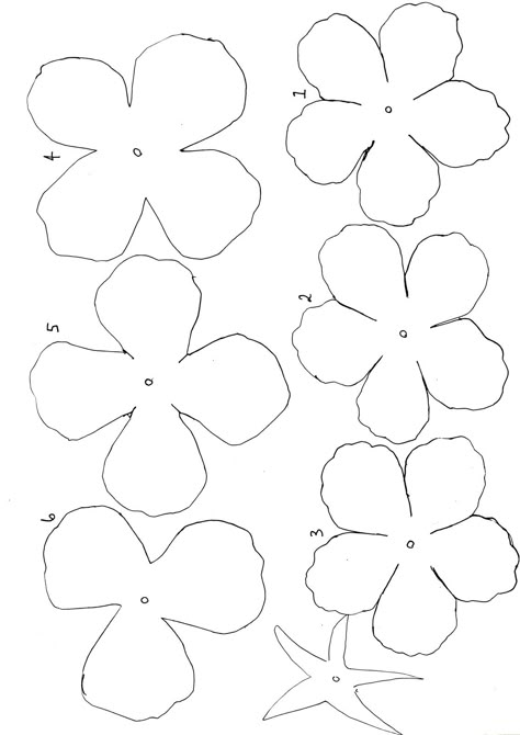 paper roses template Paper Flower Patterns Templates Free Printable, Leaf Shapes Template Free Printable, Flower Templates Printable Free Pattern Rose, Flower Petal Template Free Printable Paper Roses, Rose Template Free Printables, Giant Paper Flowers Template Free Printable, Flower Template Printable, Diy Flower Template, Roses Template