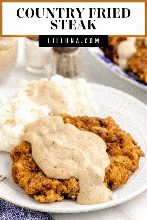 Crispy country fried steak is topped with a savory homemade gravy for classic comfort food in only 30 minutes! #countryfriedsteak #southerncooking #friedsteak Country Steak And Gravy, Homemade Country Fried Steak, How To Make Country Fried Steak, Fried Cubed Steak Recipes, Recipes Using Cube Steak, Country Fried Cube Steak, Country Fried Steak And Gravy Recipe, Fried Cubed Steak, Country Fried Steak Gravy