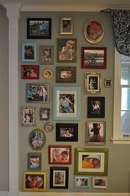 I love picture walls!!!! Love all the different colored frames on this one :) Photowall Ideas, Family Pictures On Wall, Photo Walls, Family Photo Wall, Photo Wall Gallery, Cool Wall Decor, Picture Collage Wall, Photo Wall Collage, Picture Hanging