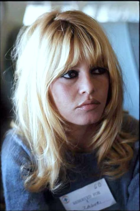 36 Gorgeous Photos of Celebrities Taken by Shahrokh Hatami in the 1960s ~ Vintage Everyday Bardot Bangs Medium Hair, Medium Hair Fringe, 60s Side Bangs, Brigitte Bardot Bangs, Haircut For Small Forehead, 1960s Curtain Bangs, 1960s Haircut, Bridgette Bardot Hair, Haircut Ideas For Women