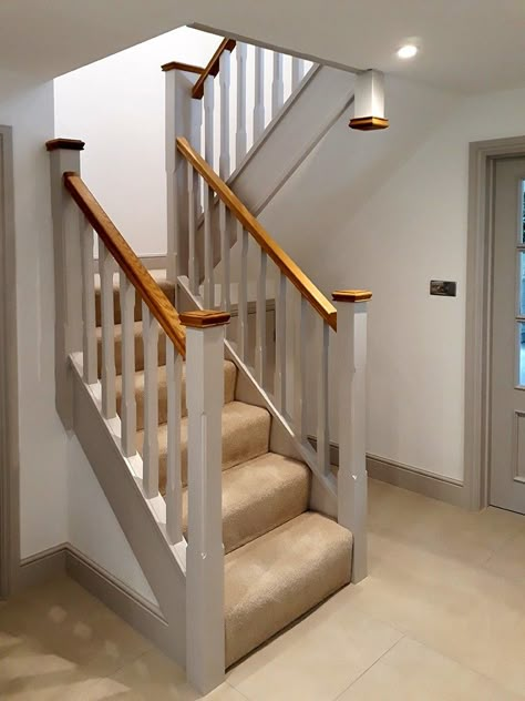 Closed Staircase, Oak Handrail, Hall And Stairs, White Staircase, Hallway Colours, Stair Ideas, Stairs Landing, Building Stairs, House Staircase