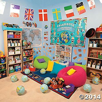 Multicultural Reading Corner Esl Classroom Decor, Multicultural Classroom, Diversity In The Classroom, Reading Corner Classroom, Travel Theme Classroom, Around The World Theme, Bored Teachers, Esl Classroom, Classroom Decor Themes