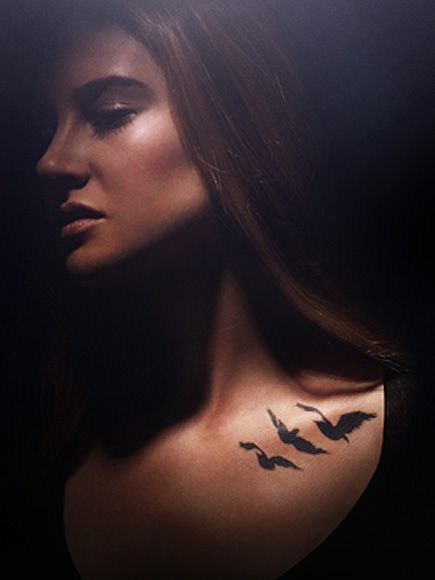 Divergent's Makeup Artist Explains How Shailene Woodley Got Inked Divergent Makeup, Tris Tattoo, Divergent Tattoo, Makeup Artist Tattoo, Divergent Dauntless, Tiny Tattoo Ideas, 16 Tattoo, Matt Lanter, Single Line Tattoo