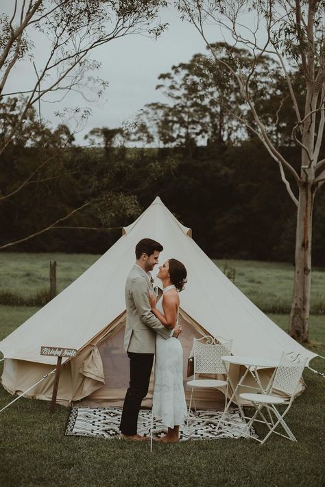 Bride & Groom stand in front of a teepee style glamping tent. Glamping Wedding, Venues For Weddings, Glamping Weddings, 2024 Wedding Trends, Safari Tent, Decor For Wedding, Australian Wedding, Mountain Decor, Luxury Tents