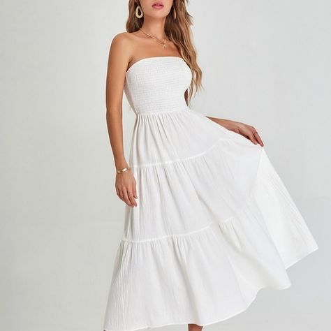 Tube Long Maxi Dress Long Tube Dress Outfit, Strapless Maxi Dress Outfit, White Strapless Maxi Dress, White Tube Dress, Tube Dresses, White Long Dress, Long Sundress, White Tube, Maxi Dress Outfit