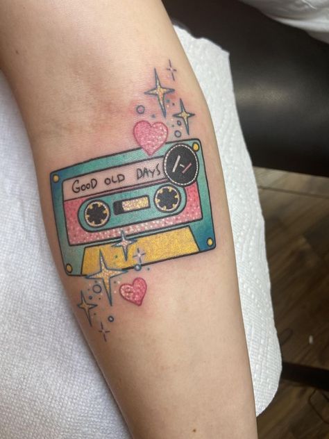 80 Tattoo Ideas, Made In The 90s Tattoo, Small 90s Tattoo, 80s Themed Tattoos, 80s Aesthetic Tattoo, 90s Pop Culture Tattoo, 1980s Tattoo Ideas, Tomagatchi Tattoo, 90s Tattoos Ideas