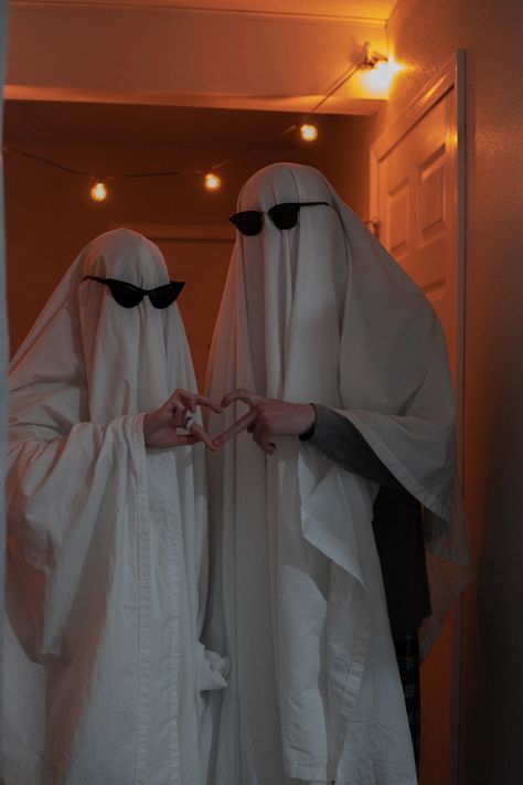 Bed Sheet Ghost Costume, Ghost Photoshoot Ideas Funny, Ghost Sheet Aesthetic, Bed Sheet Ghost, Aesthetic Ghost Costume, Ghost Aesthetic Outfit, Ghost Photoshoot, Costumes With Glasses, Sheet Costume