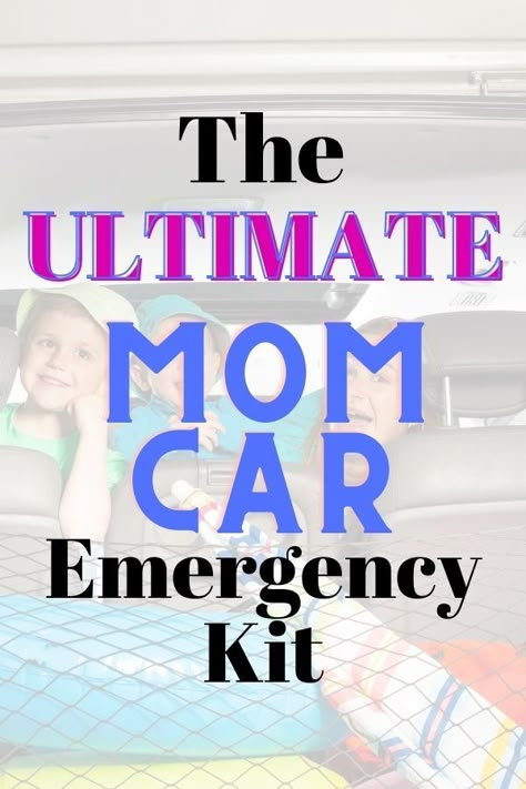 Diy Car Emergency Kit Ideas, Diy Car Emergency Kit, Car Medicine Kit, Emergency Kits For Car, Car Preparedness Kit, Mom Car Kit, Mom Car Kit Essentials, Car Emergency Kit For Moms, Car Essentials For Moms