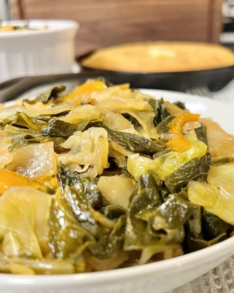 Mixed Cabbage & Collards — @chefmikehard #LetsVibe Cabbage Collard Greens, Collard Greens And Cabbage Recipe Southern, Cabbage And Greens Recipes, Cabbage Greens Recipe, Cabbage And Greens Mixed, Collards And Cabbage Recipe, Greens And Cabbage Mixed, Southern Mixed Greens, Collard Greens And Cabbage Recipe