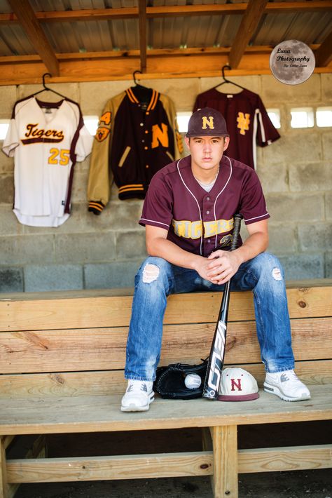 school spirit Senior Picture Ideas With Jerseys, Baseball Player Senior Pictures, Senior Guy Baseball Pictures, Senior Baseball Pictures, Senior Baseball Picture Ideas, Senior Boys Baseball Photo Ideas, Baseball Picture Ideas, Senior Picture Ideas For Guys Baseball Catcher, Middle School Baseball Pictures