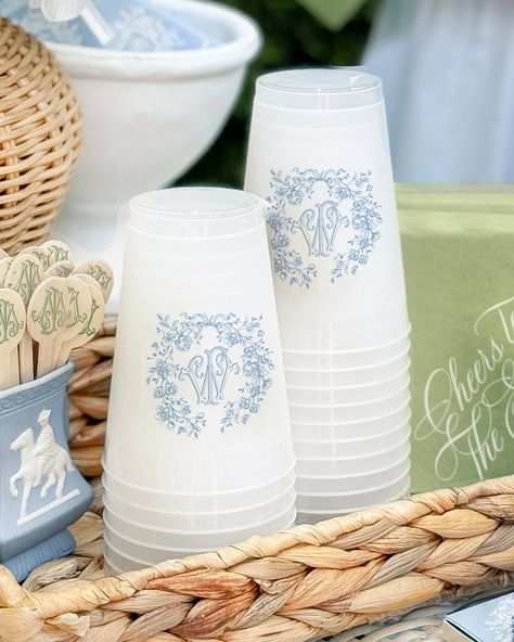 Say "cheers" with your guests and our Frosted Cups, offered with your choice of design and selection of imprint ink color. With the option to include a design on both sides, showing off anything from an antique style monogram and crest to a custom sketch of your venue or pets, our cups are perfect for weddings or any occasion. Please allow a minimum of 6 weeks for production of your cups. Rush is not available for this item at this time. Custom Plastic Cups, Wedding Plastic Cups, Outdoor Brunch, Frosted Cups, Monogram Cups, Blue White Weddings, Frosted Cup, Paper Cocktail Napkins, Wedding Crest