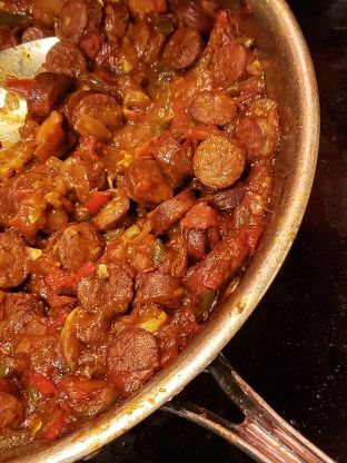 Sausage Sauce Piquant, Sausage Creole Recipes, Sausage And Red Gravy, Sauce Piquant Louisiana, Chicken Sauce Piquant Recipe, Piquant Sauce Recipe, Sauce Piquant, Cajun Cooking Recipes, Cajun Appetizers