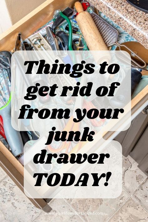 Have you looked in your junk drawer lately? Kudos to you if you don’t have one! Here are 12 things to toss from your junk drawer and how to keep it organized in the future. Junk Drawer Organization Ideas, Organized Junk Drawer, Organizing Junk Drawers, Kitchen Junk Drawer Organization, Junk Drawer Alternative, Organize Junk Drawer, Junk Drawer Organization, Easy Decluttering, What To Declutter