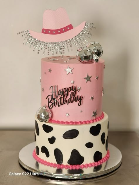 Disco Cowgirl Cake, Cowgirl Birthday Party Decorations, Cowgirl Birthday Cakes, Dolly Parton Birthday, 28th Birthday Ideas, Cowgirl Party Decorations, Cowgirl Barbie, Country Birthday Party, Disco Cake