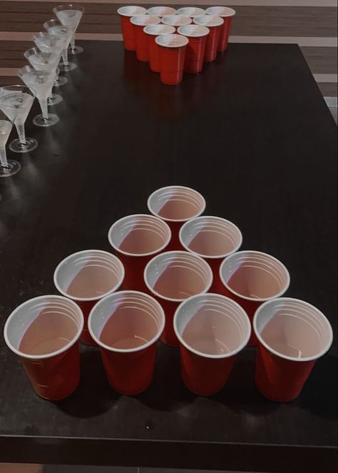 beer pong aesthetic inspo Beer Pong Astethic, Super Bowl Watch Party Aesthetic, Beer Pong Aesthetic Party, Super Bowl Party Aesthetic, Fireball Aesthetic, Beer Pong Aesthetic, Friends Hangout, 21 Party, Beer Olympic