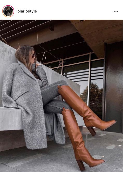 Fall Outfit Inspiration 2023, Scandi Minimalist Fashion, 51 Degree Weather Outfit, Jean Outfit 2023, Camel Outfits For Women, Womens Corporate Fashion, 2023 Boots Trends Women, Saturday Casual Outfit, Style Inspiration Autumn