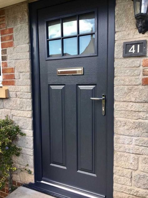 Small Glass Door, Cottage Style Front Doors, Cottage Doors, Exterior Door Styles, Front Door Numbers, Front Doors Uk, Glass Door Cabinet, Black Front Door, Cottage Front Doors