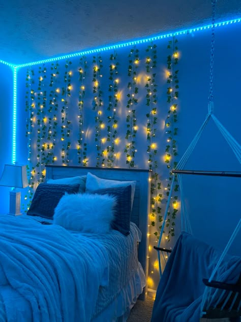 bedroom, vines in bedroom, fairy lights, led lights Veins With Fairy Lights, Teenage Bedroom Led Lights, Blue Wall Bedroom Decor Ideas, Teal Room Aesthetic Bedroom, Bright Blue Room Ideas, Led Lights Bedroom Blue, Teal Bedroom Aesthetic, Light Blue Aesthetic Bedroom Ideas, Teal Room Aesthetic